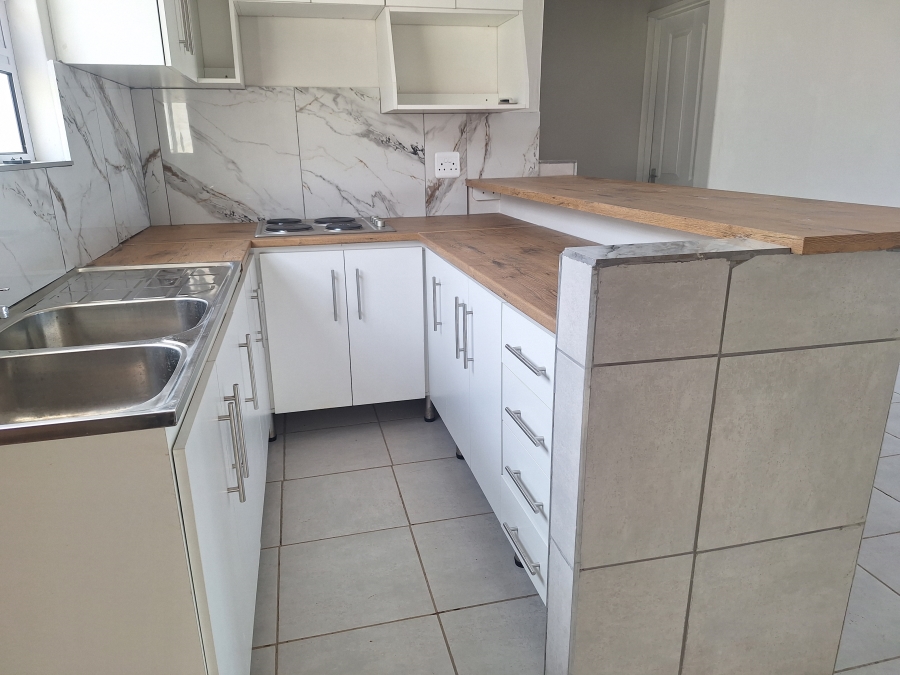 To Let 2 Bedroom Property for Rent in Levyvale Eastern Cape
